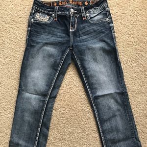 Rock Revival Delara mid rise Capri Sz 25